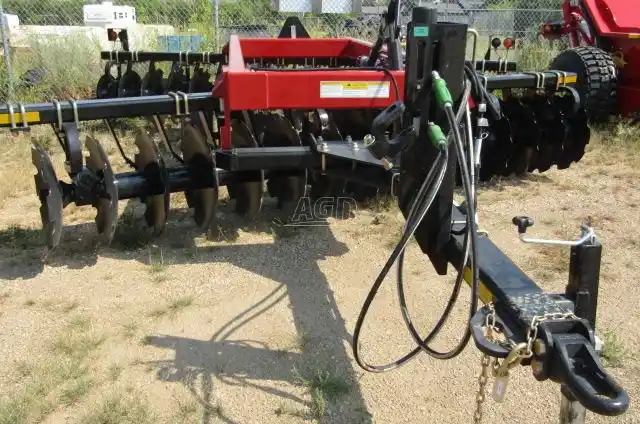 Gallery image 1 for New 2023 Versatile SD650 Disc