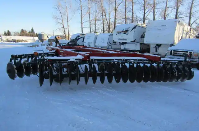 Gallery image 2 for Used 2014 Versatile SD550 Disc