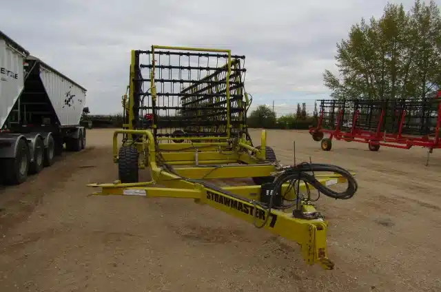 Gallery image 1 for Used 2019 Degelman SM7000 Harrow