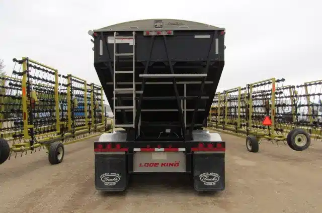 Gallery image 2 for Used 2021 Lode King HGF28-3 & HGF30-B Trailer - Grain
