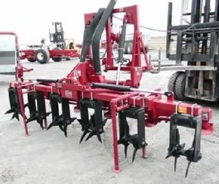 AM Machinery 0057 Corn Husker