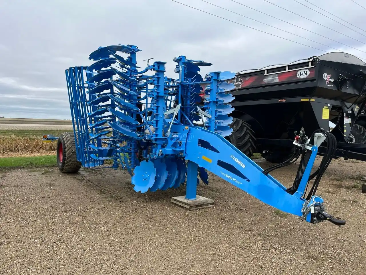 Gallery image 1 for New 2021 Lemken Rubin 10 Vertical Tillage