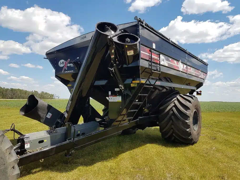 Gallery image 1 for New 2024 J&M 1522 Grain Cart