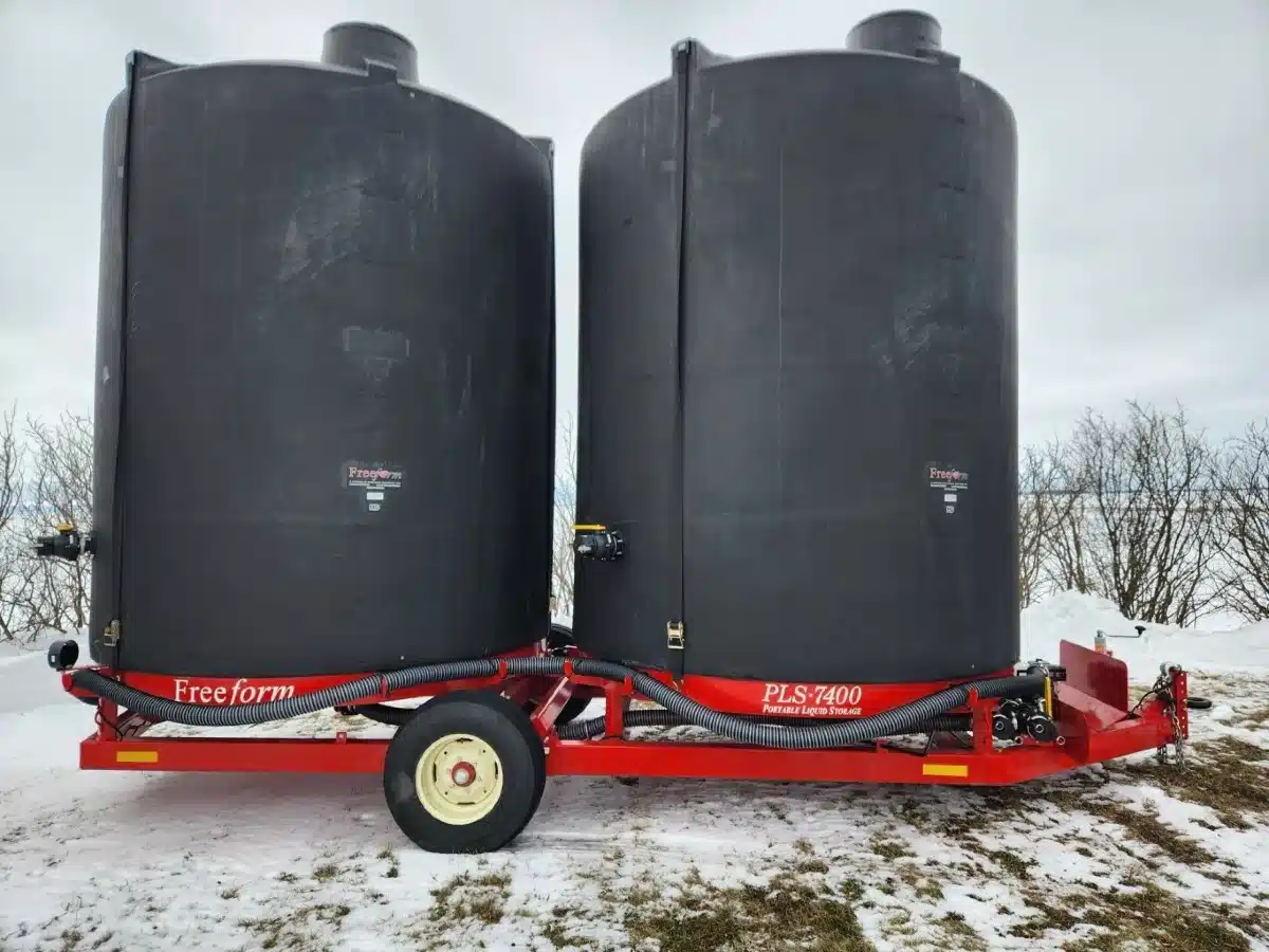 Gallery image 2 for New Freeform Plastics 8,800USG Portable Liquid Storage Trailer Tank