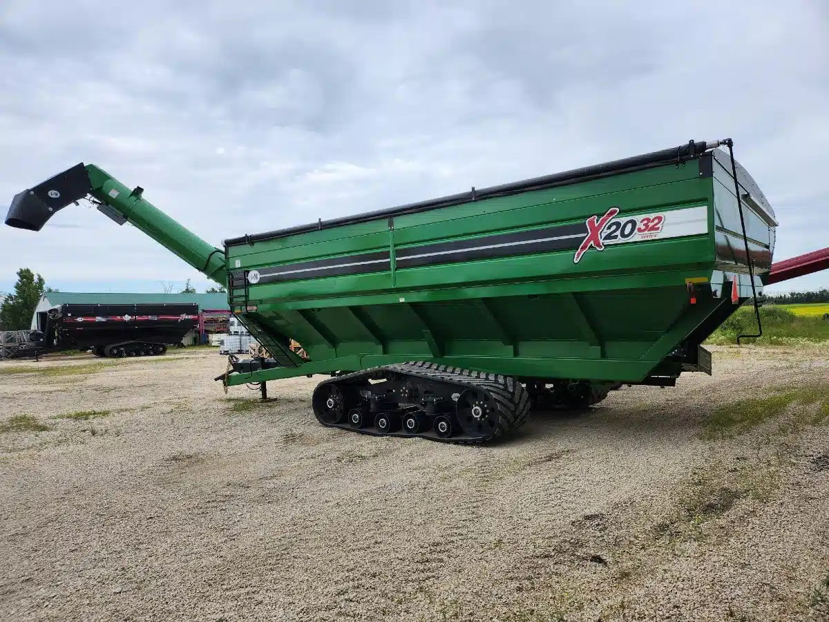 Gallery image 2 for New 2024 J&M 2032 Grain Cart