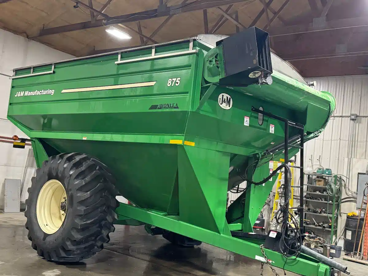 Gallery image 2 for Used 2007 J&M 875 Grain Cart