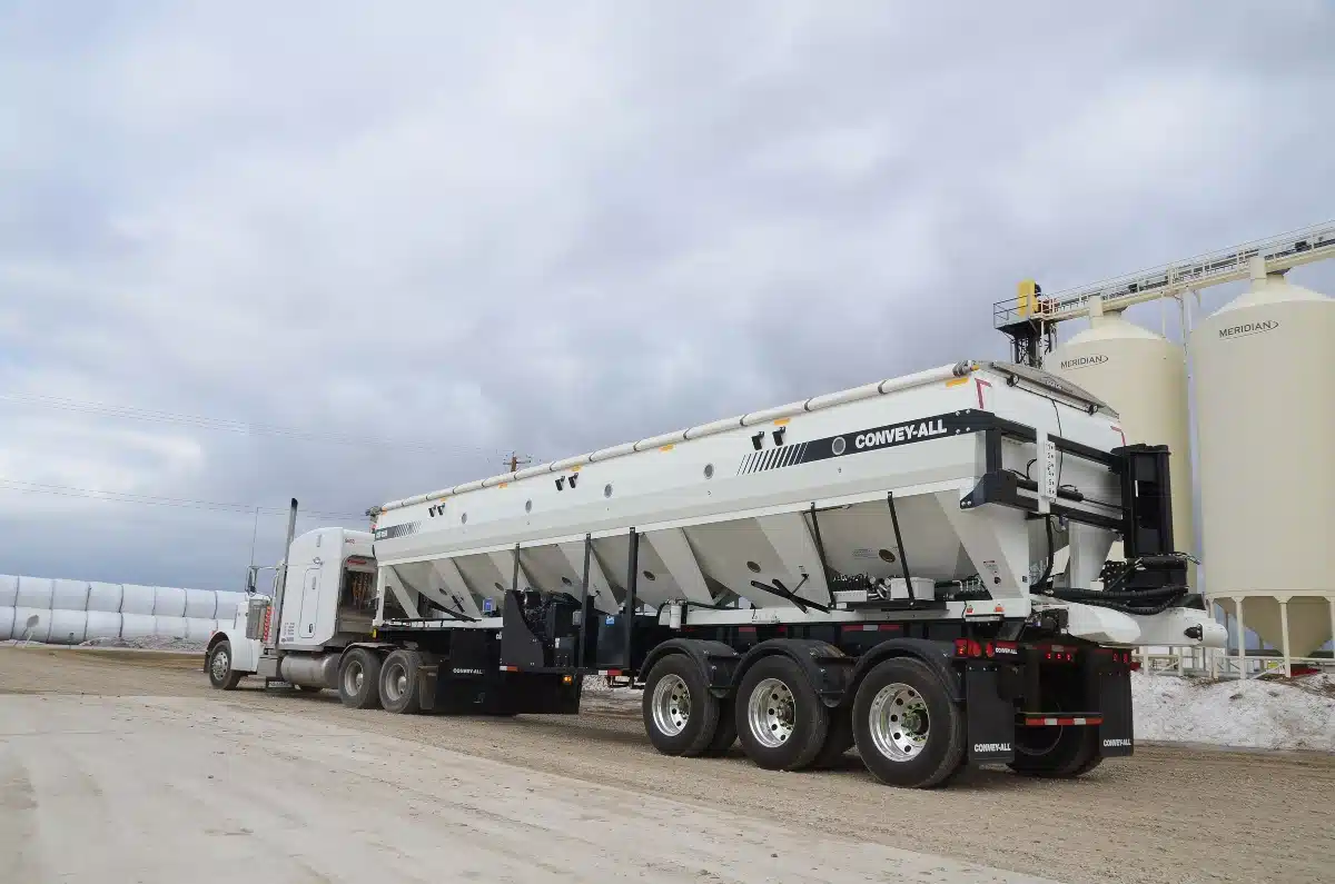 New 2025 CONVEY-ALL CST-1550 Seed Tender