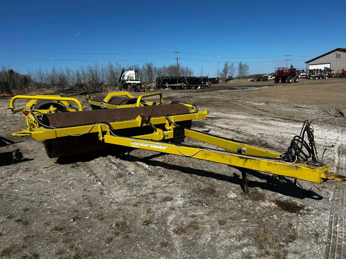 Gallery image 1 for Used 2009 Degelman LR7651 Land Roller