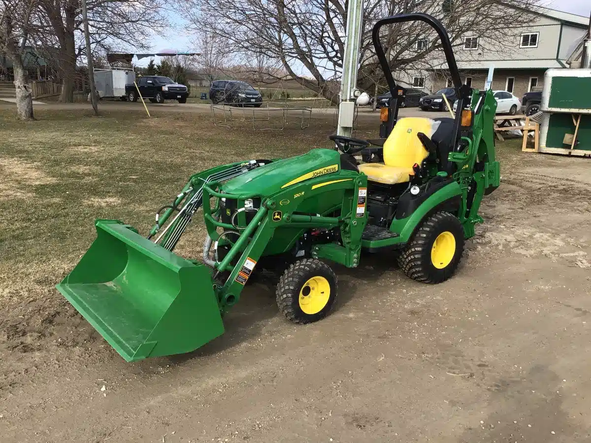 Gallery image 1 for Used 2022 John Deere 1025R Tractor