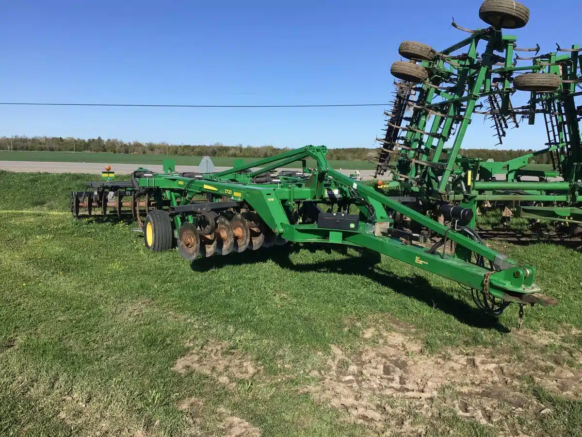 Gallery image 1 for Used 2015 John Deere 2720 Disc Ripper