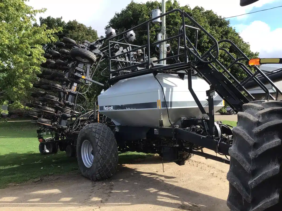 Gallery image 2 for Used Flexi-Coil 1740 Air Cart