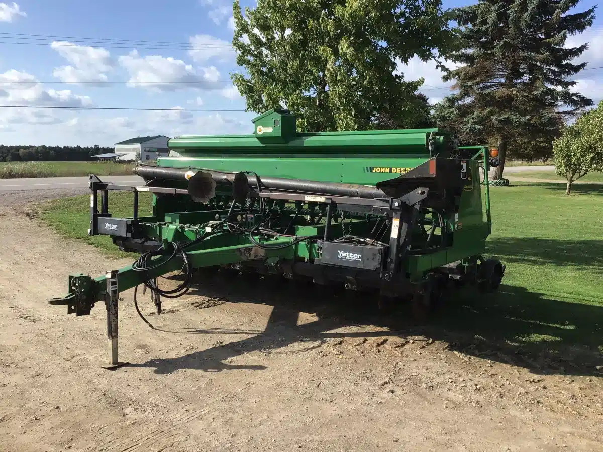 Gallery image 2 for Used John Deere 750 Drill