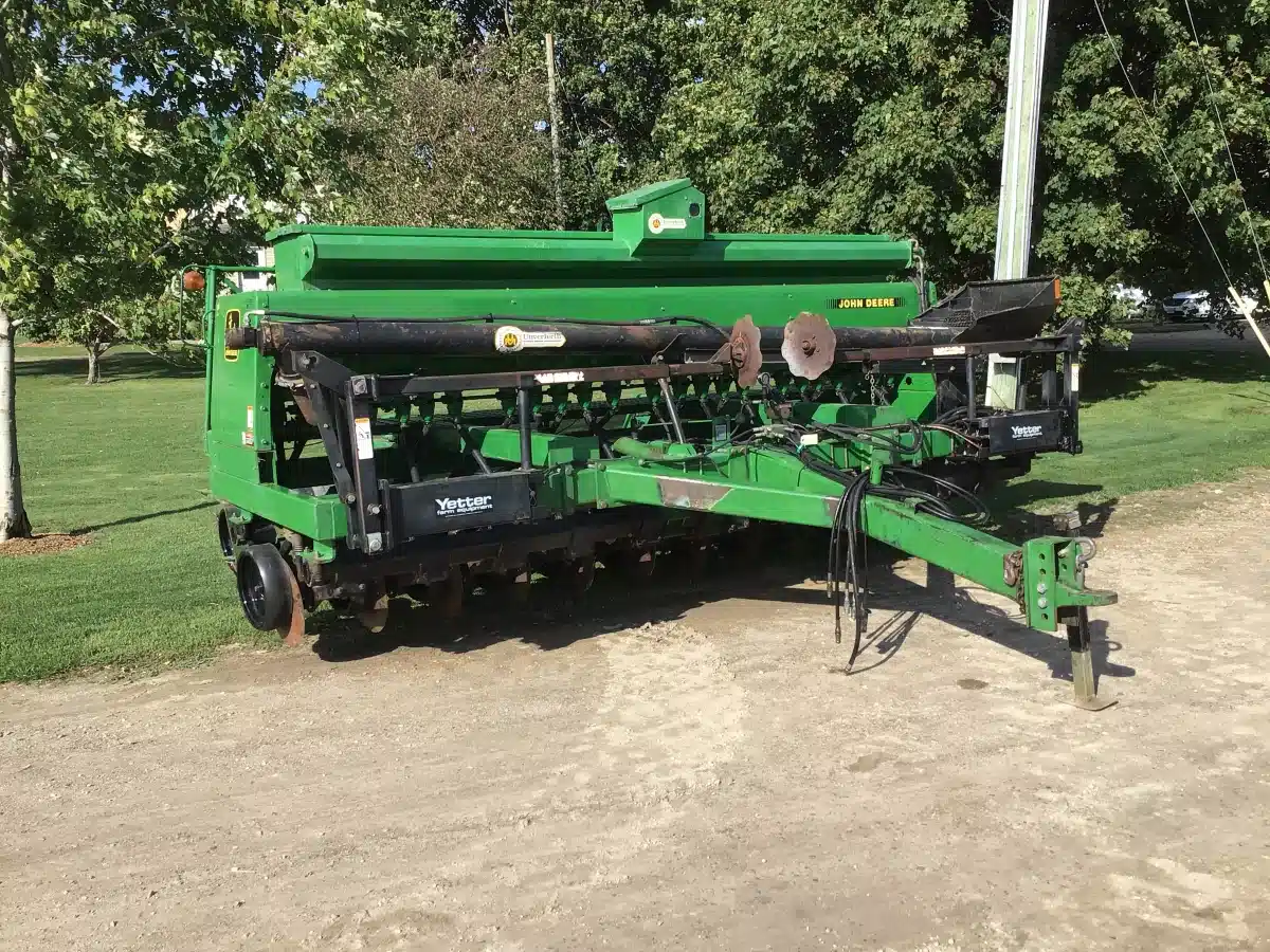 Used John Deere 750 Drill