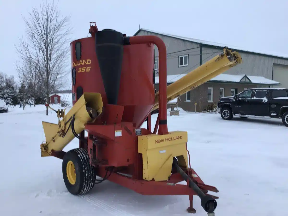 Gallery image 2 for New Holland 355 Mix Mill