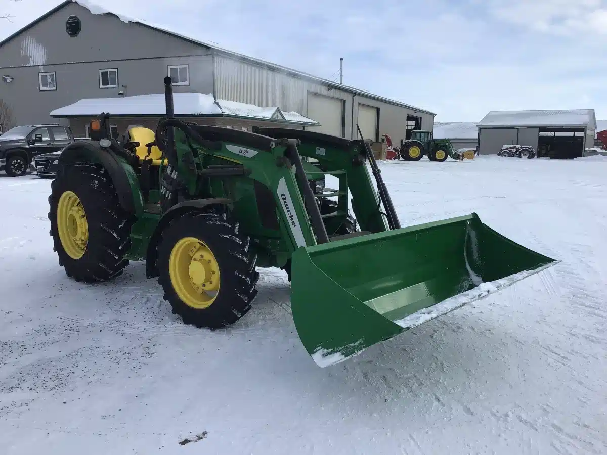 Gallery image 2 for 2018 John Deere 5090M Tractor
