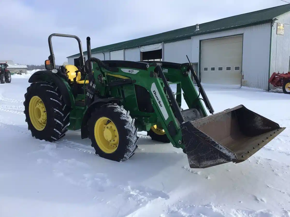 Gallery image 2 for 2018 John Deere 5090M Tractor