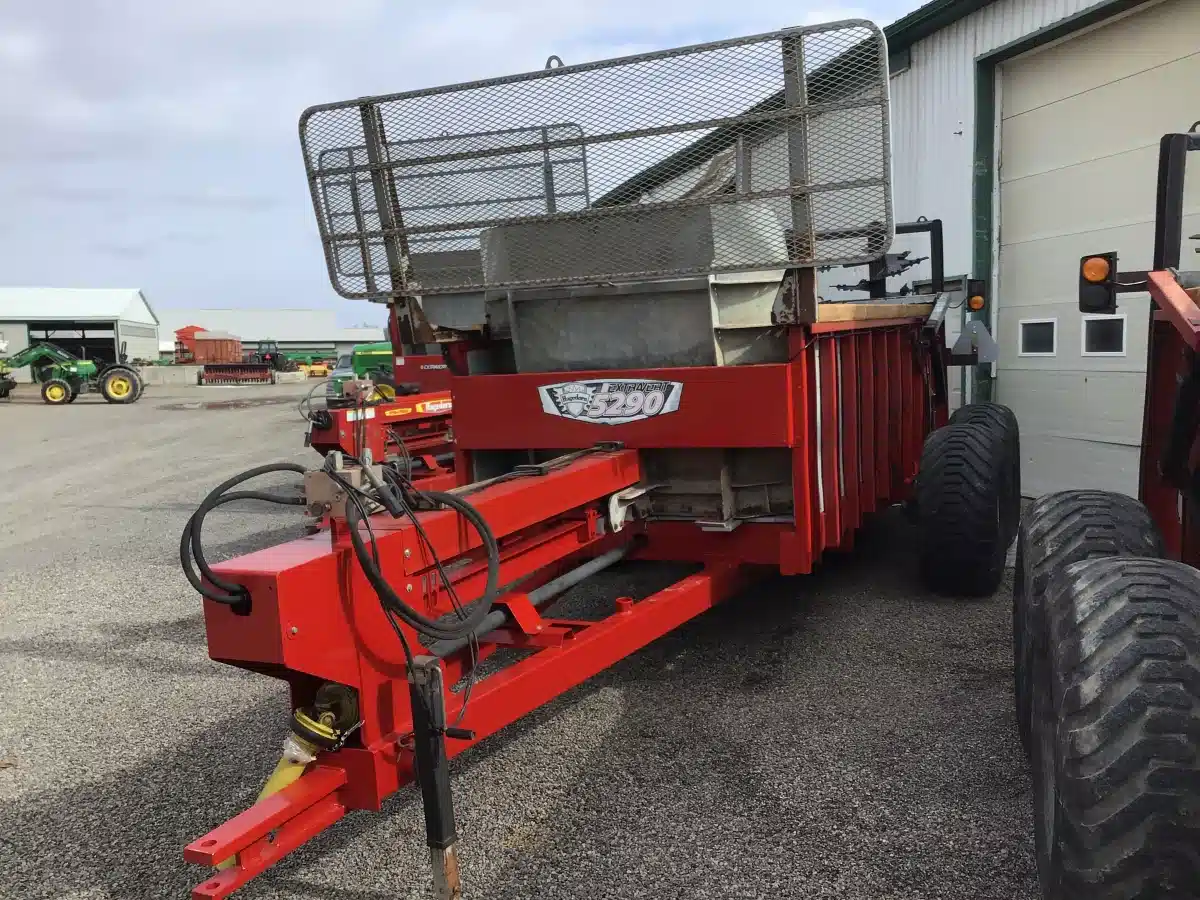 Gallery image 2 for Hagedorn HYDRA-SPREAD EXTRAVERT 5290 Manure Spreader