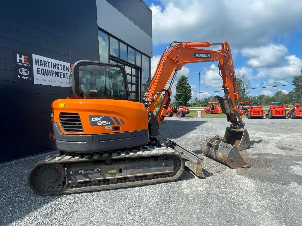 Used 2022 Doosan DX85R-3 Excavator