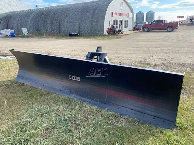 Gallery image 2 for Used 2022 Leon 3530 Blade