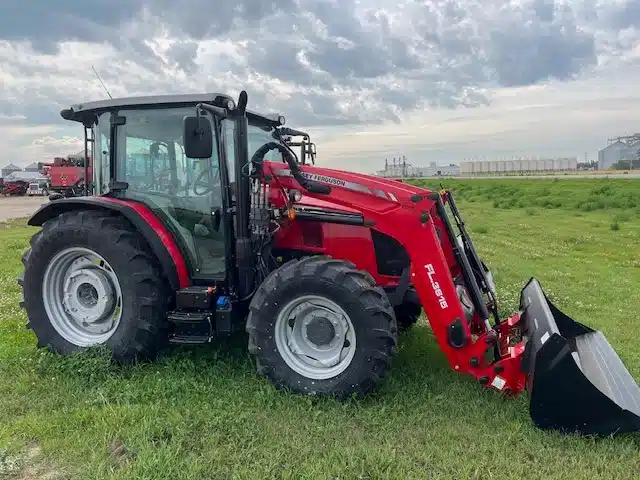 Gallery image 1 for Used 2023 Massey Ferguson 4710 Tractor