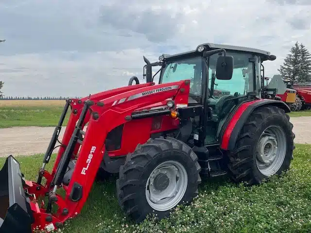 Gallery image 2 for Used 2023 Massey Ferguson 4710 Tractor