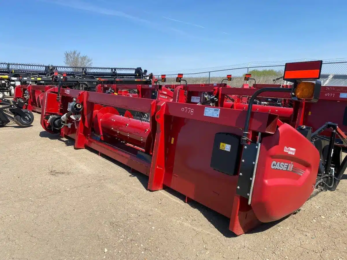 Gallery image 2 for New 2022 Case IH 3016 Header - Forage
