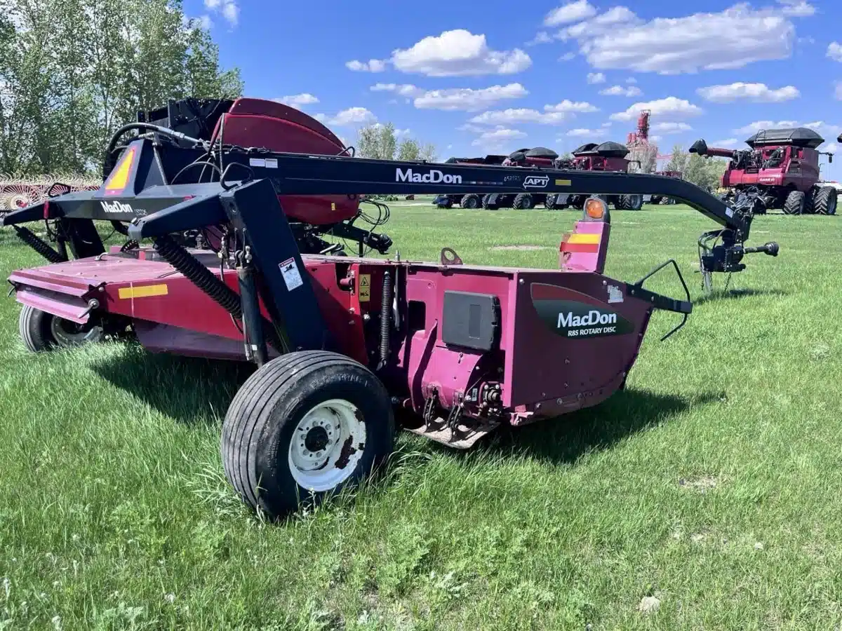 Gallery image 1 for Used 2012 MacDon R85 Disc Mower Conditioner