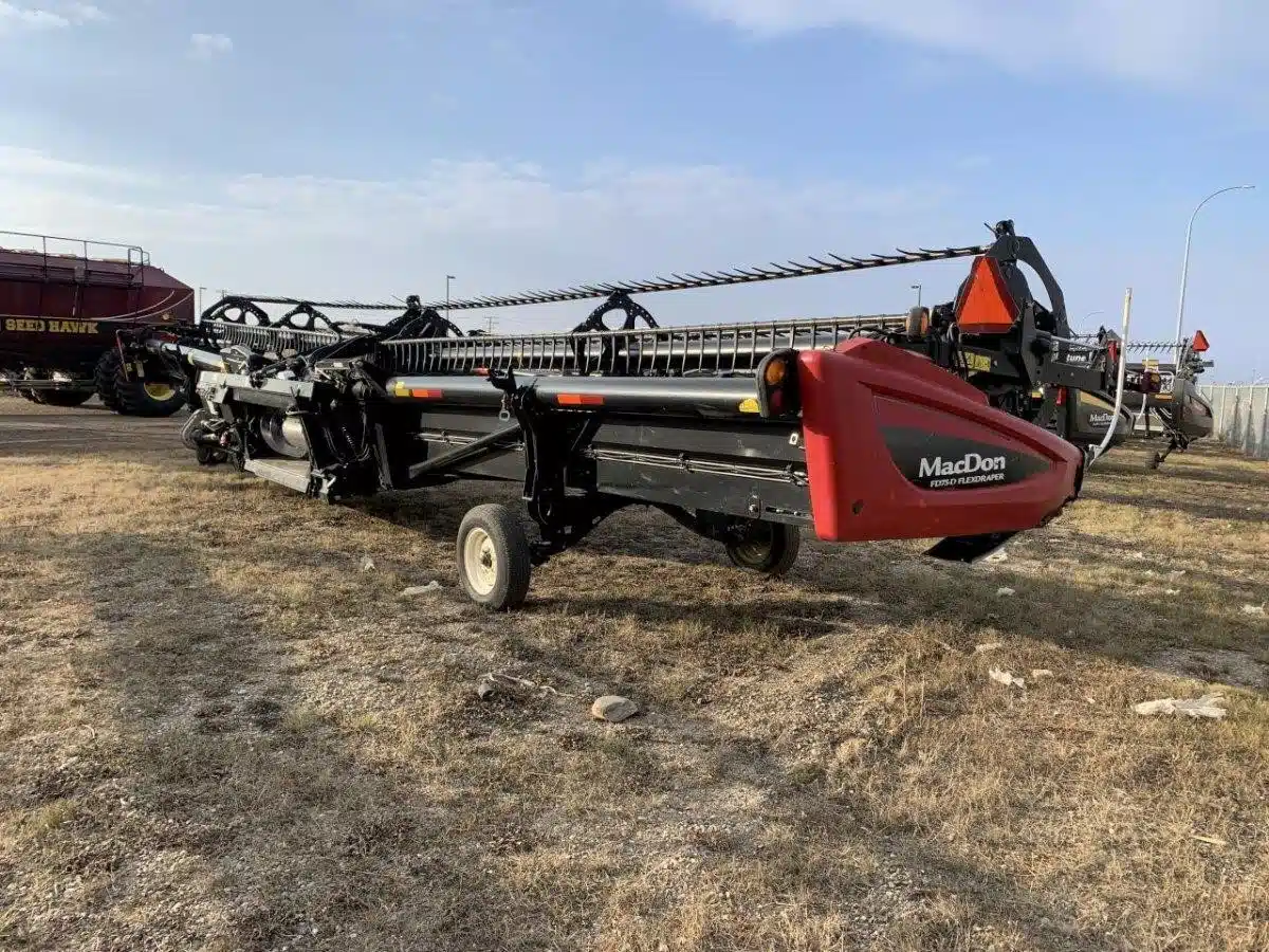 Gallery image 1 for Used 2016 MacDon FD75 Header - Flex Draper