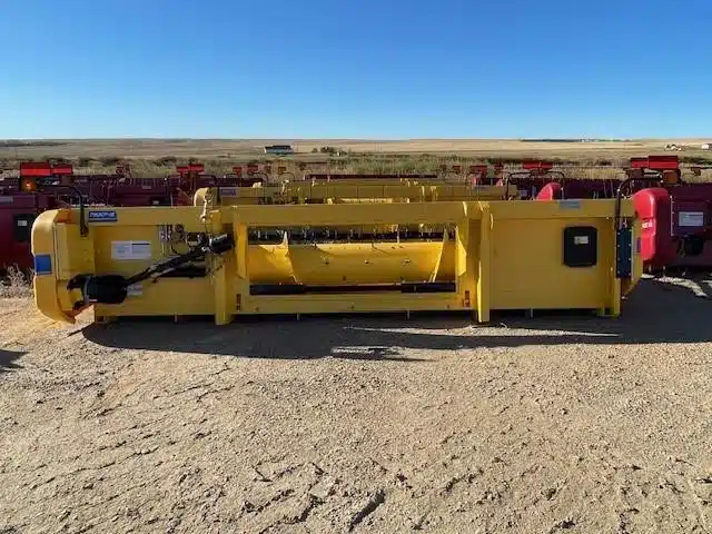 Gallery image 2 for Used 2023 New Holland 790CP Header - Pickup