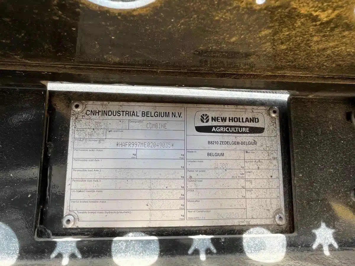 Gallery image 2 for Used 2021 New Holland CR9.90 Combine