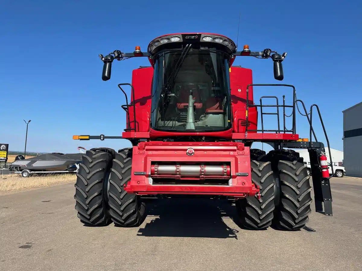 Gallery image 2 for Used 2023 Case IH 9250 Combine