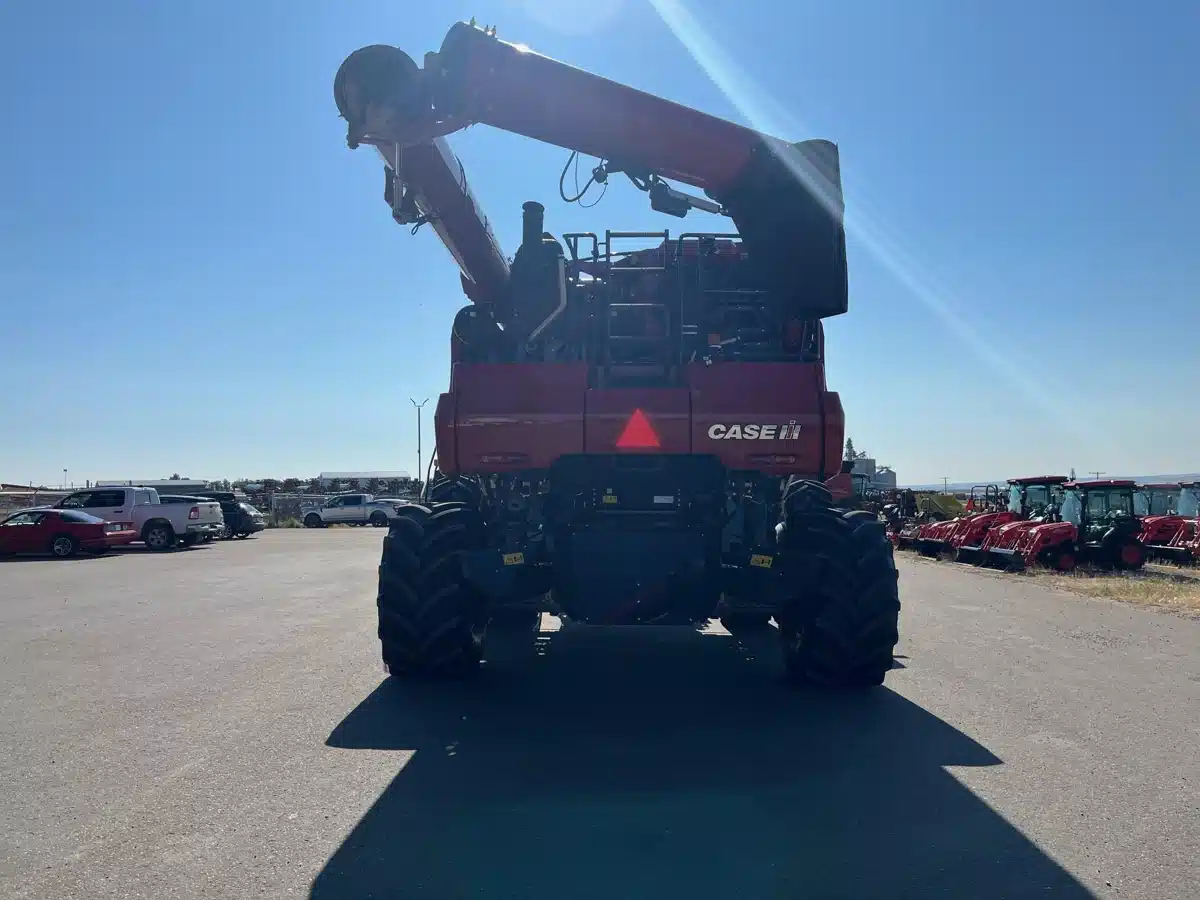 Gallery image 2 for Used 2023 Case IH 9250 Combine