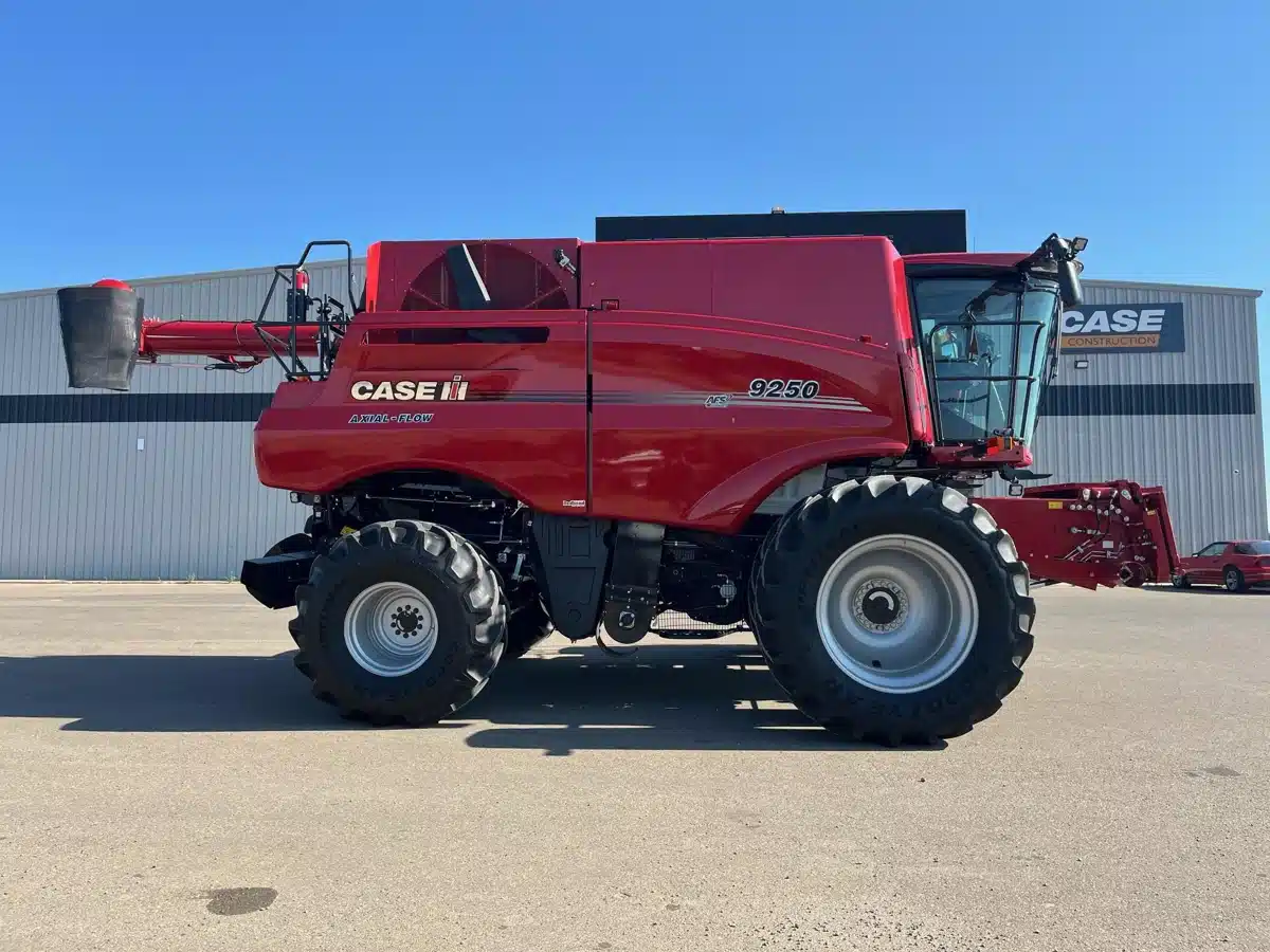 Gallery image 1 for Used 2023 Case IH 9250 Combine