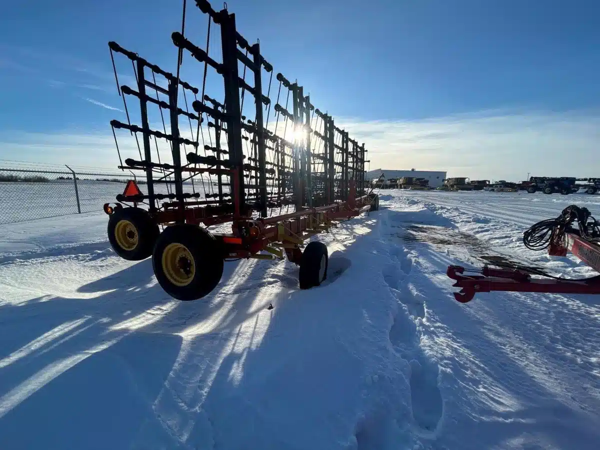 Gallery image 2 for Used 2013 Bourgault 7200 Row Crop Tillage