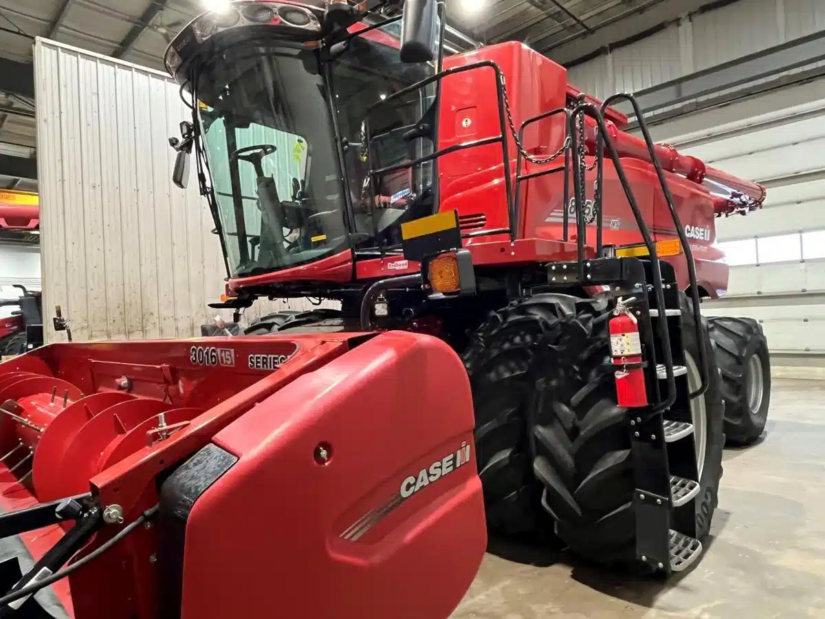 Gallery image 2 for Used 2022 Case IH 8250 Combine