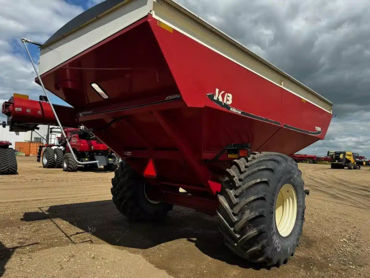 Gallery image 2 for Used 2012 Killbros 1195 Grain Cart