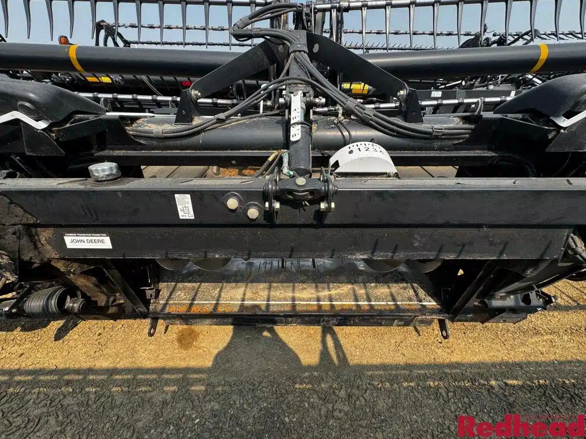 Gallery image 2 for Used 2014 MacDon FD75 Header - Flex Draper