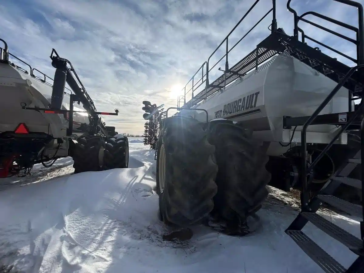 Gallery image 1 for Used 2013 Bourgault 3320-66 Air Drill