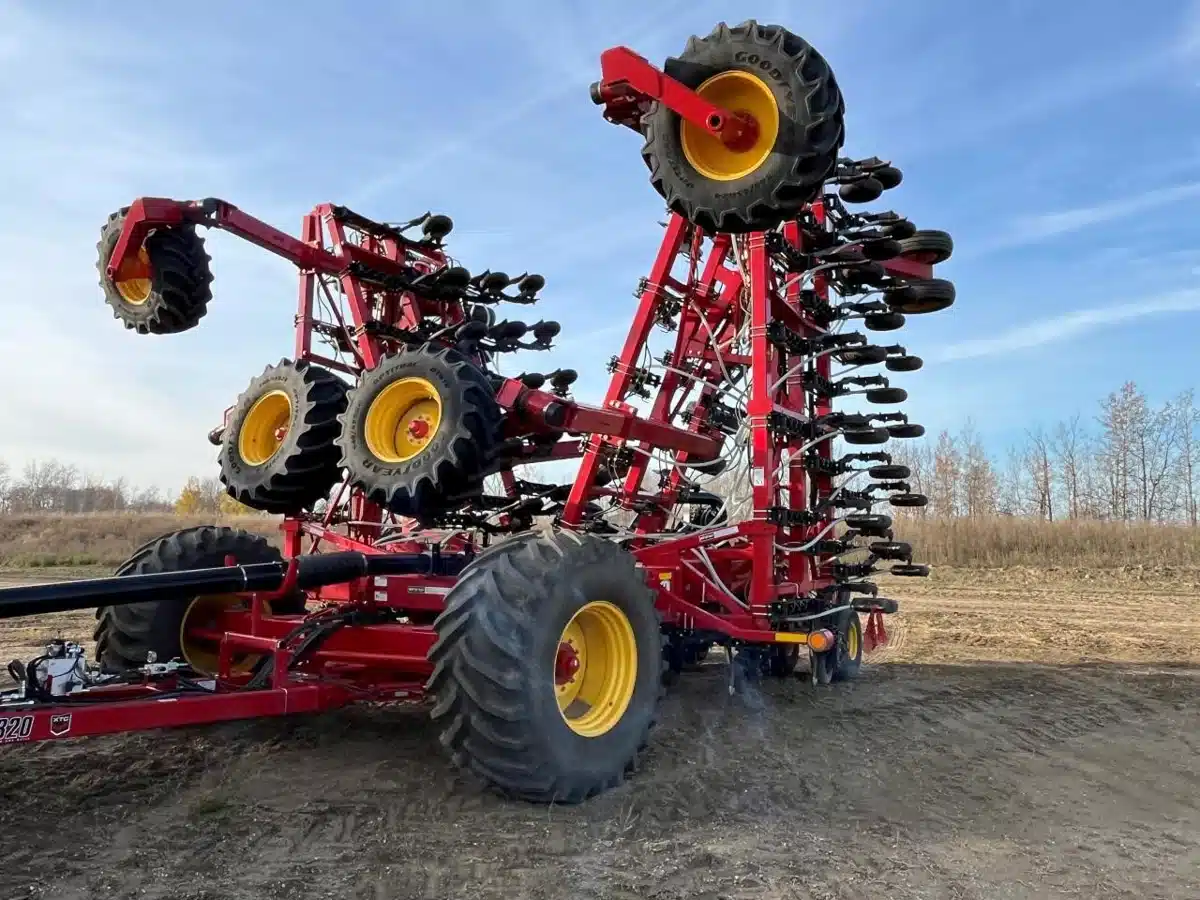 Gallery image 2 for Used 2017 Bourgault 3320-76 Air Drill
