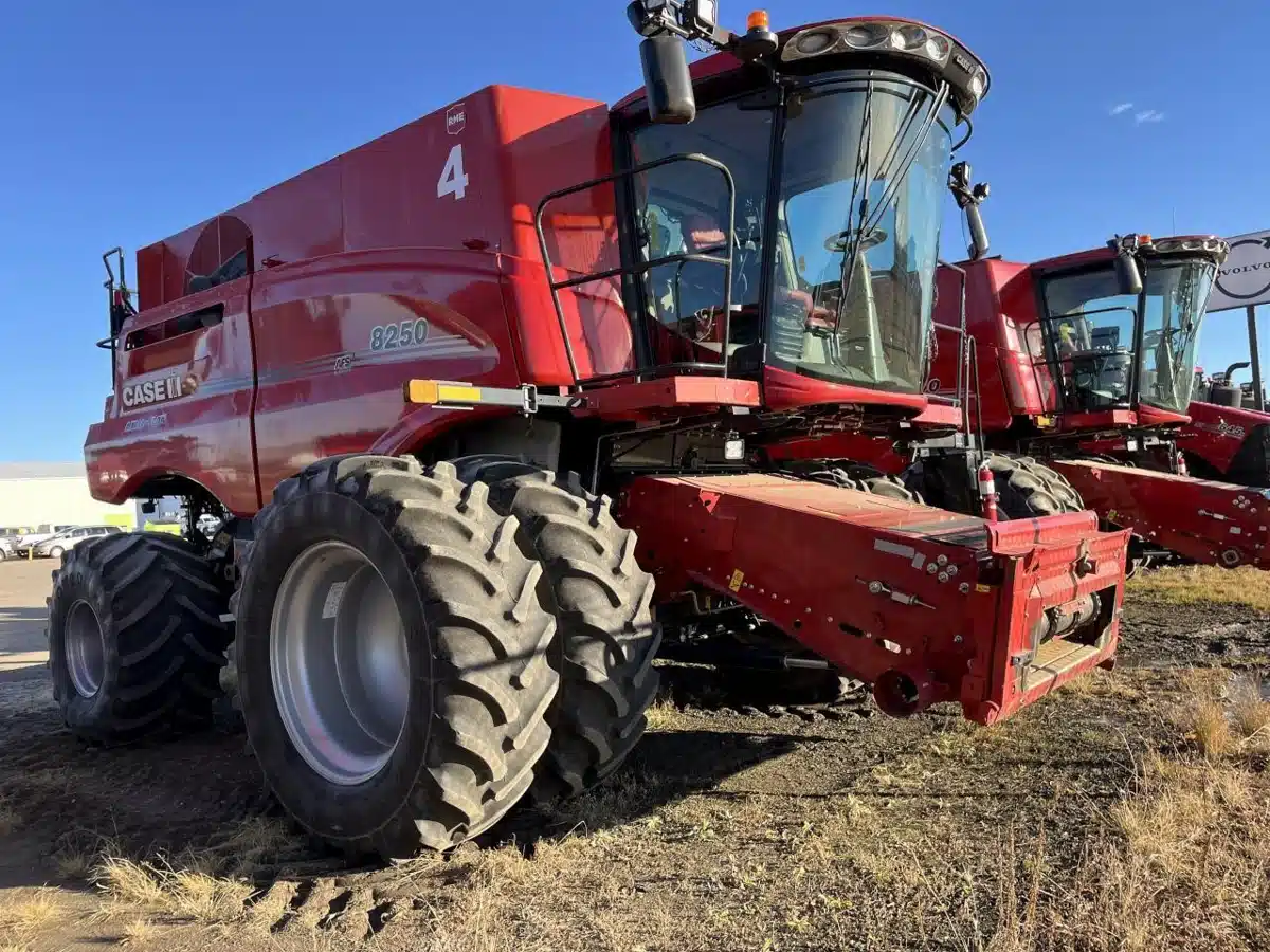 Gallery image 1 for Used 2021 Case IH 8250 Combine