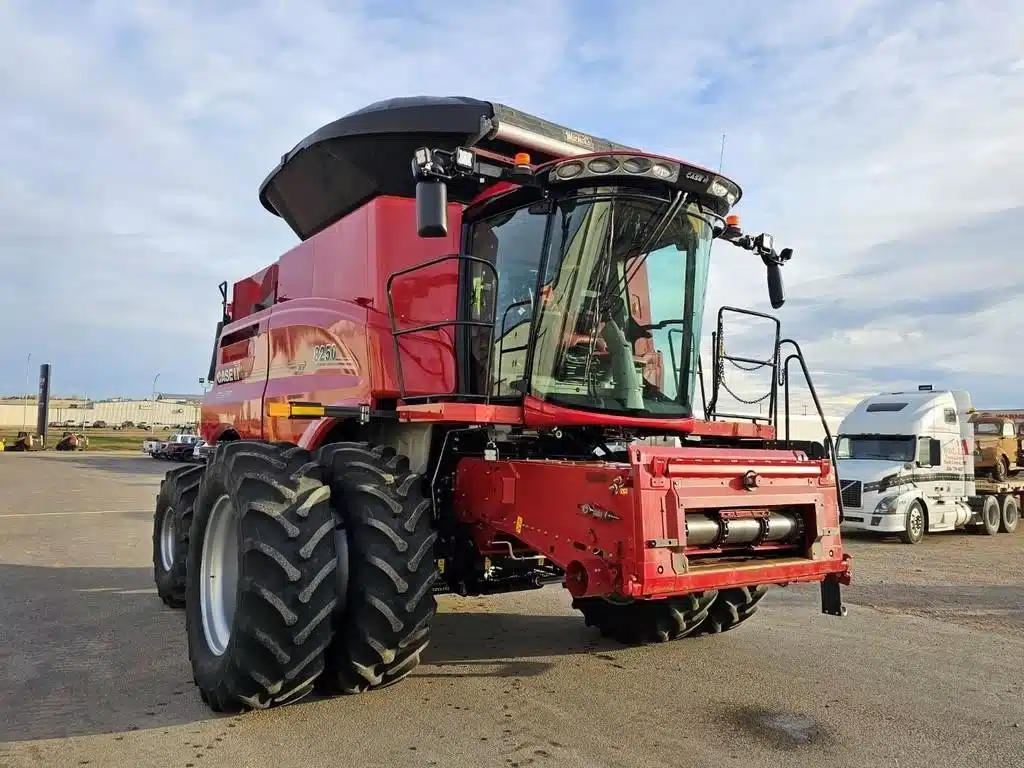 Gallery image 2 for Used 2021 Case IH 8250 Combine