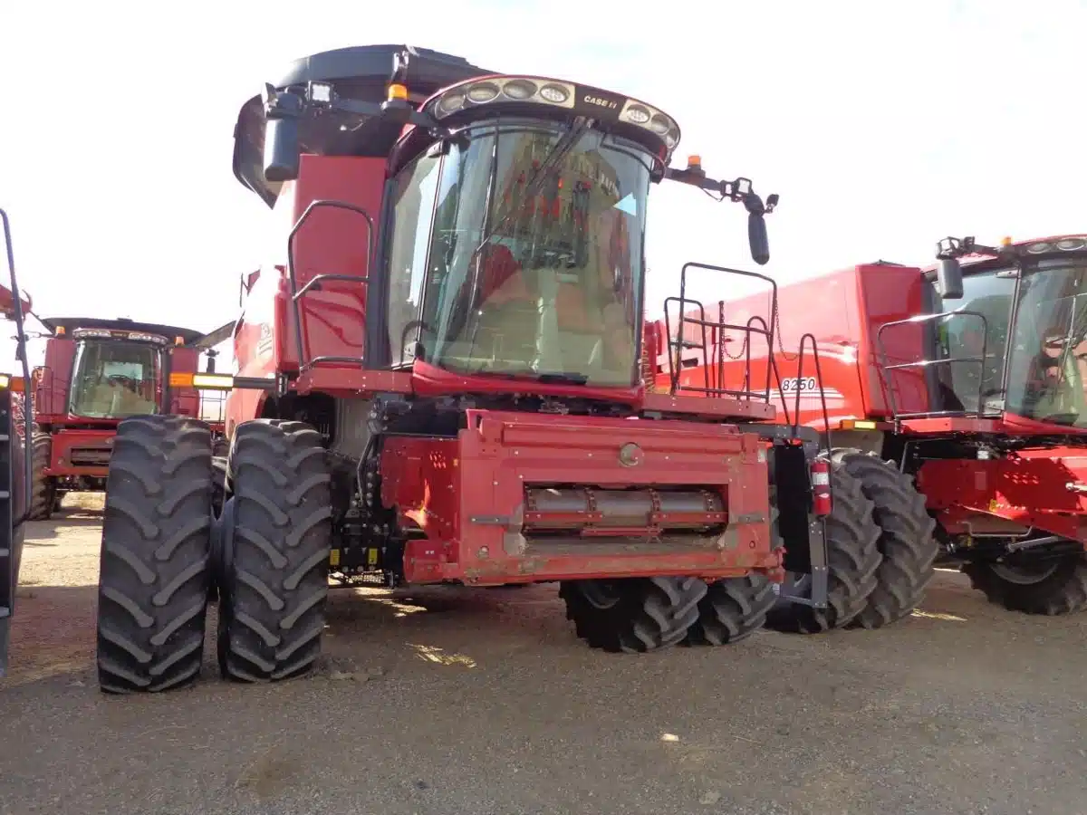 Gallery image 1 for Used 2021 Case IH 8250 Combine