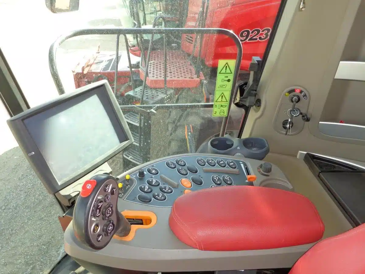 Gallery image 2 for Used 2021 Case IH 8250 Combine