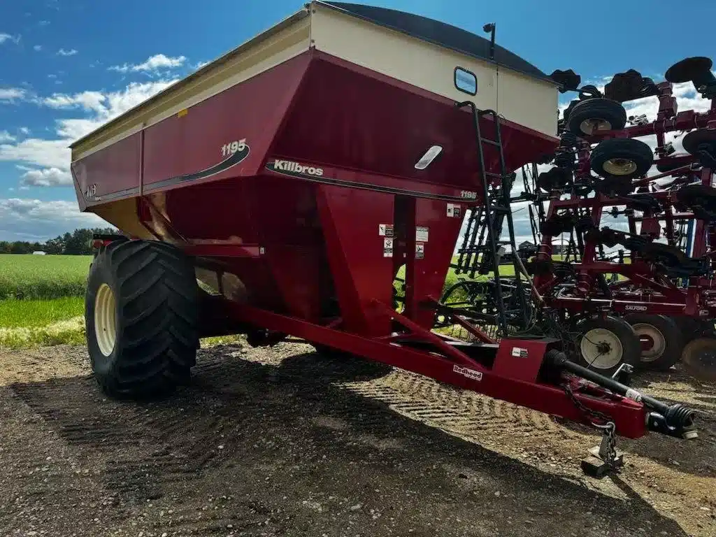 Gallery image 1 for Used 2013 Killbros 1195 Grain Cart