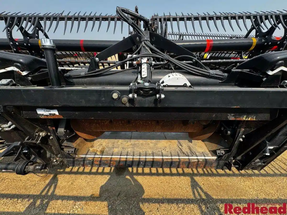 Gallery image 2 for Used 2018 MacDon FD140 Header - Flex Draper