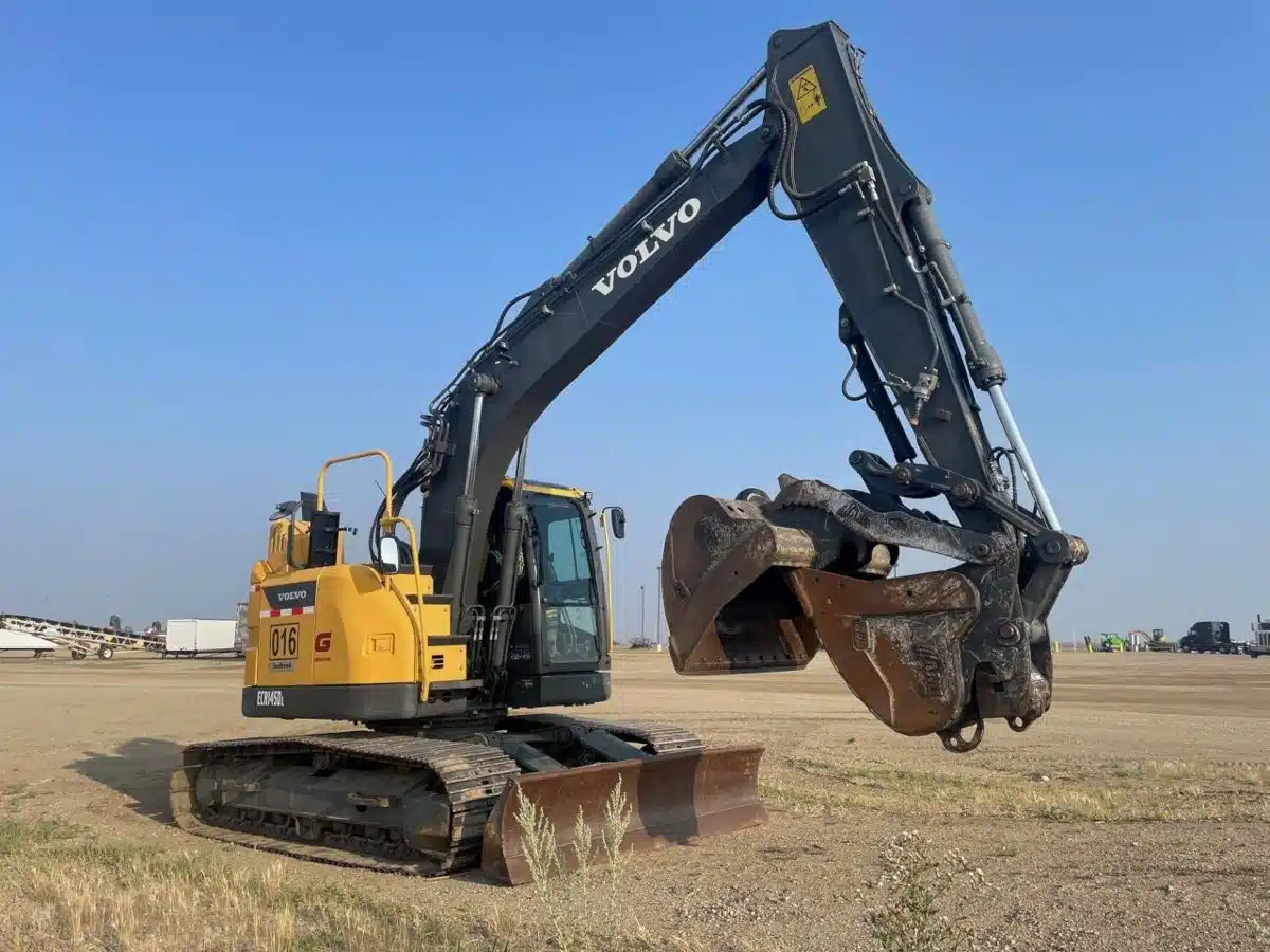 Gallery image 1 for Used 2014 Volvo ECR145D Excavator