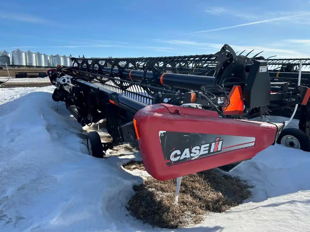 Gallery image 2 for Used 2011 Case IH 2142 Header - Flex