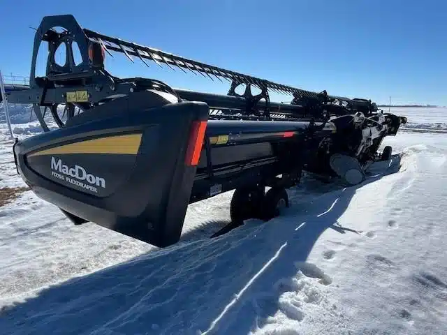 Gallery image 1 for Used 2016 MacDon FD75 Header - Flex Draper