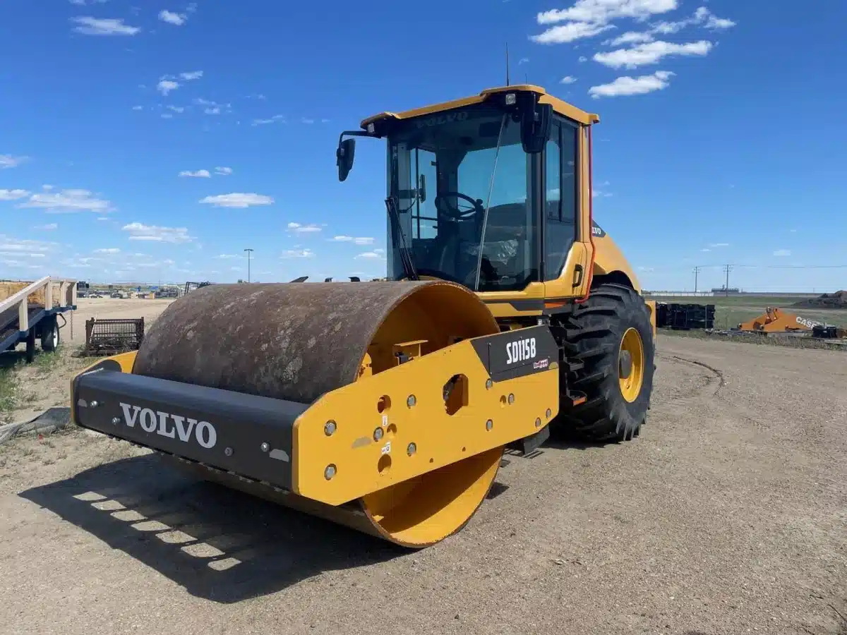 Gallery image 2 for New 2023 Volvo SD115B Compactor