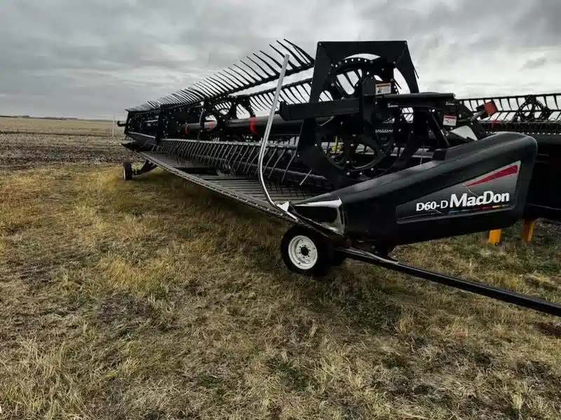 Gallery image 2 for Used 2010 MacDon D60 Header - Flex